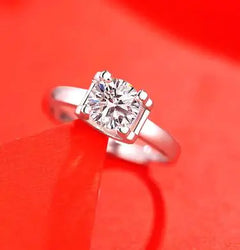 Female Imitation Moissan Diamond Ring