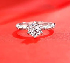 Female Imitation Moissan Diamond Ring