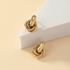 Trendy Knot Gold Earring